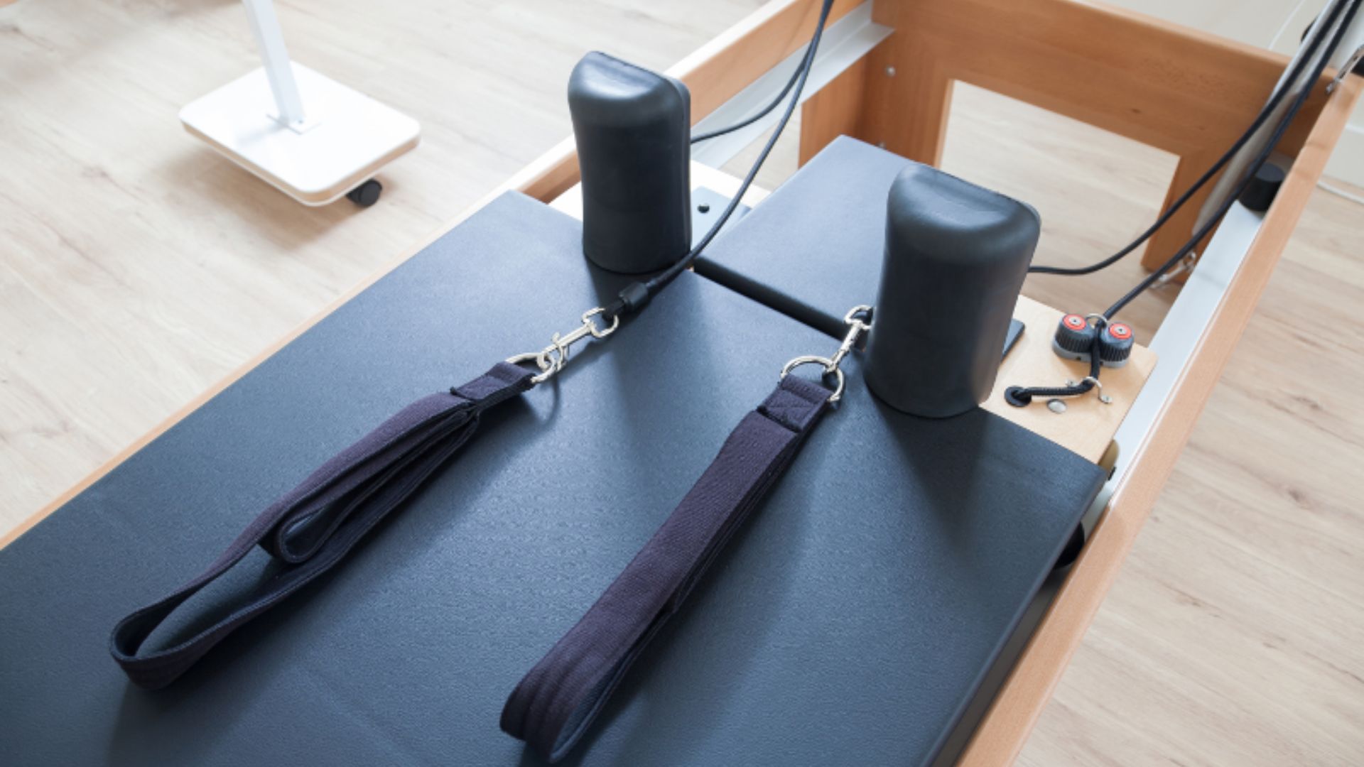 TRUE FORM PILATES STUDIO 特定商取引法に基づく表記